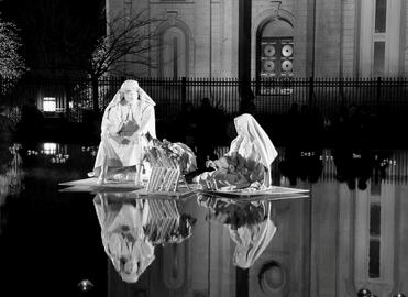 SLC_Temple_Nativity_BW